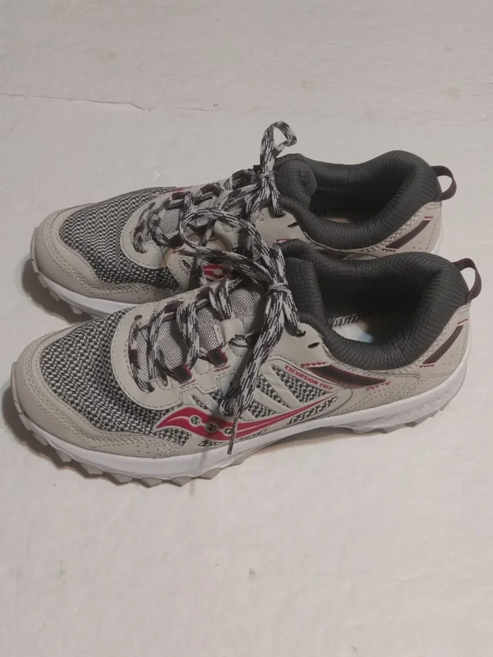 Saucony Women's Excursion TR13 Running Shoes 9.5 S10524-15
